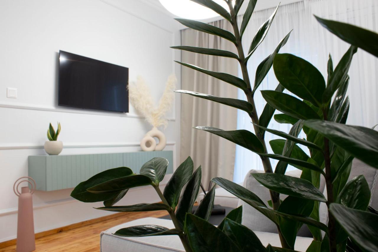 Stylish Modern Classic Apartment Thessalonique Extérieur photo